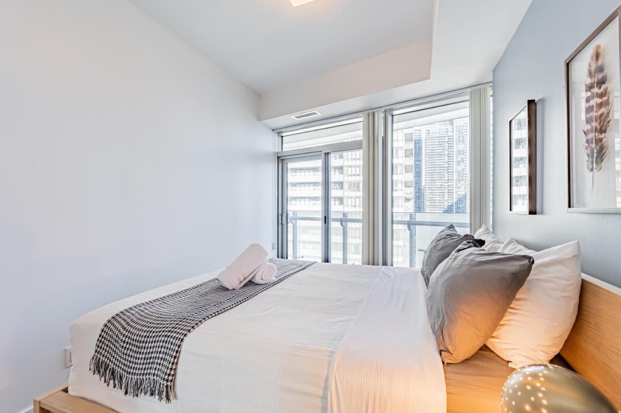 Downtown Vacation Rentals Toronto Exterior foto