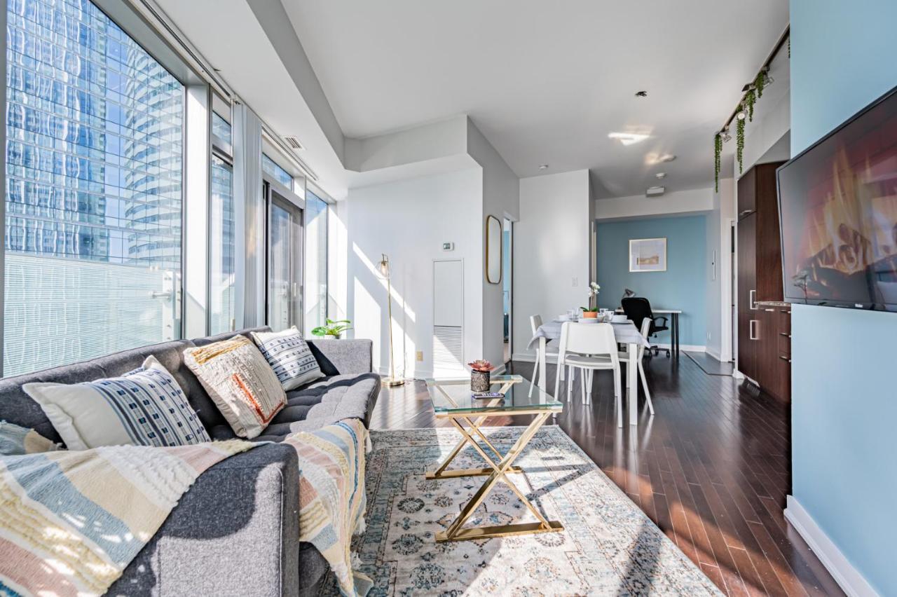 Downtown Vacation Rentals Toronto Exterior foto